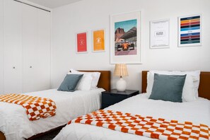 2 chambres, bureau, fer et planche à repasser, Wi-Fi gratuit