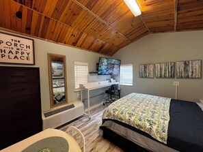 1 Schlafzimmer, Schreibtisch, Bügeleisen/Bügelbrett, kostenloses WLAN