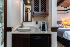 Duschwanne, Haartrockner