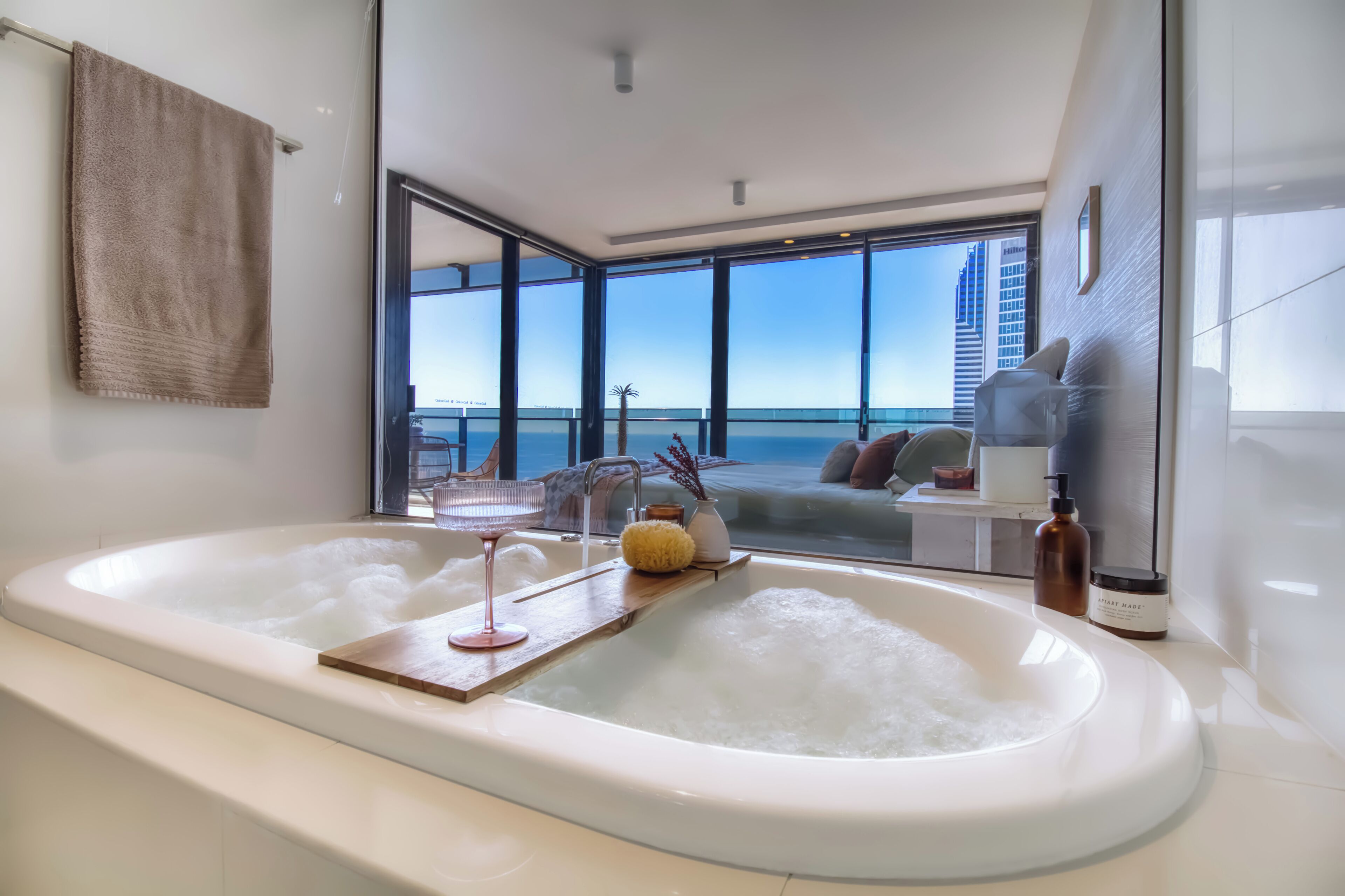 Superior Apartment | Bathroom