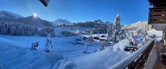 Holiday Apartment Gruppenferienwohnung am Auweg with Mountain View, Garden & Wi-Fi