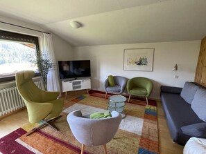 Télévision, chaîne hi-fi