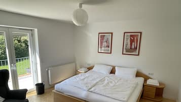 3 quartos, ferros/tábuas de passar roupa, Wi-Fi de cortesia