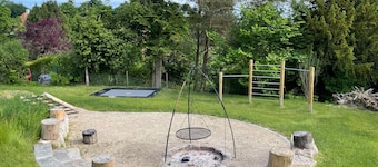 Ferienhaus "Hofberg Villa" mit Terrasse, offenem Garten und Highspeed-WLAN