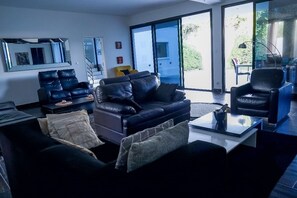 Interior - Buur Malick residence  (Ngaparou)