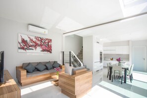 Exterior - Elegant Designer 4BR Pool Villa Skylight (Kamala)