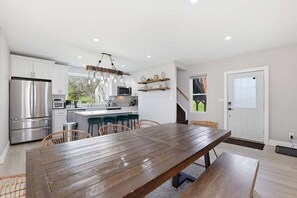 Dining - Exclusive! Modern FarmHouse❖ + Pet-Friendly (Kunkletown)