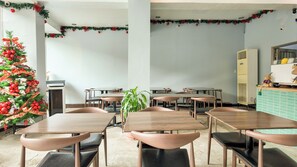 Restaurant - GETZ HOTEL (Manila)