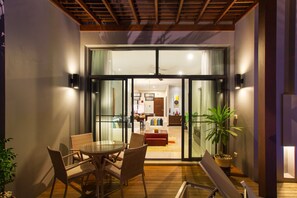 ที่อาบแดด