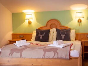 9 bedrooms, internet