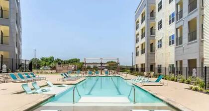 Zenful Affirmations - Stylish 2BR Near Medical Center, Lackland & Riverwalk