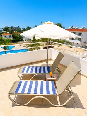 Apartment (1 Bedroom) | Balcony