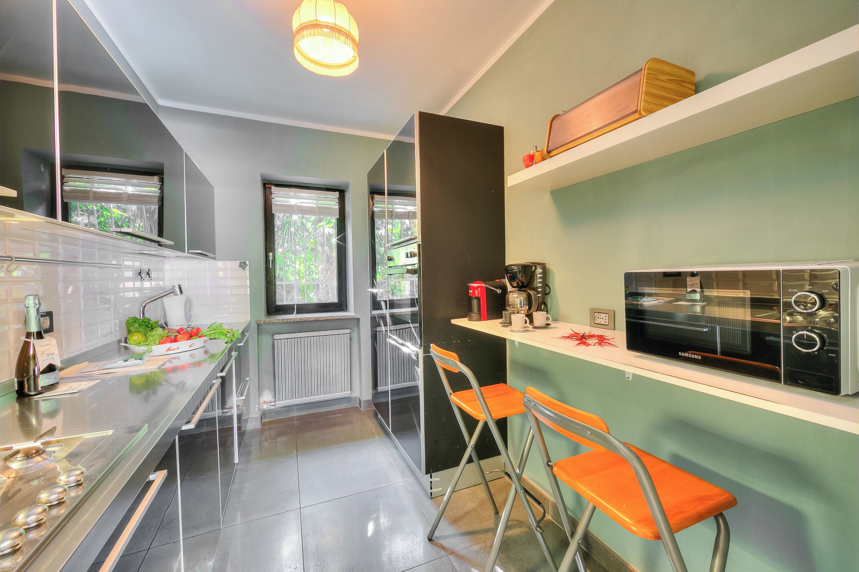 Villa familiare, camere multiple, 2 bagni, lato montagna (Casa Francesca Garden And View) | Cucina privata | Frigorifero, microonde, forno, piano cottura