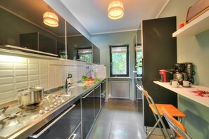 Private kitchen - Casa Francesca Garden And View (Castelveccana)