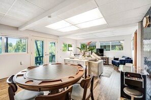 Fernseher, Kamin, Videospiele