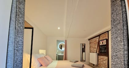 Home La Petite Porte - renovated house in the historic center of Colmar