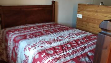 1 chambre, Wi-Fi gratuit, draps fournis