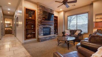 TV, fireplace, offices