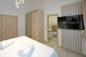 4 chambres, fer et planche à repasser, Wi-Fi gratuit