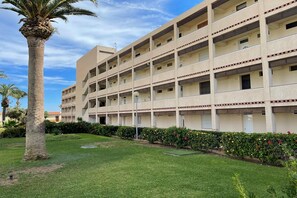 Exterior - Belvilla by OYO Luxury Tropicana Club (Roquetas de Mar)