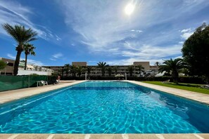 Pool - Belvilla by OYO Luxury Tropicana Club (Roquetas de Mar)