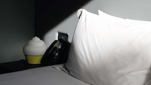 Hypo-allergenic bedding, in-room safe, desk, laptop workspace