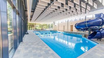 Piscine couverte