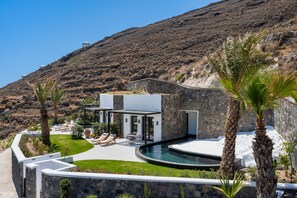 Suite de luna de miel, piscina privada | Terraza o patio