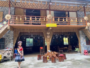 Front of property - Yen Nhi Homestay Ban Gioc - CS2 Hostel (Trung Khanh)