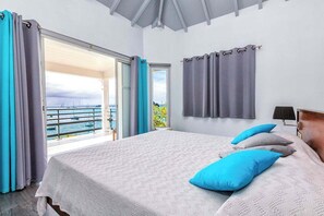 3 chambres, fer et planche à repasser, Wi-Fi, draps fournis