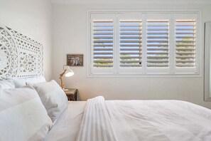 2 makuuhuonetta, silitysrauta/-lauta, ilmainen Wi-Fi, vuodevaatteet