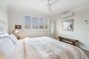 2 chambres, fer et planche à repasser, accès au Wi-Fi (inclus)
