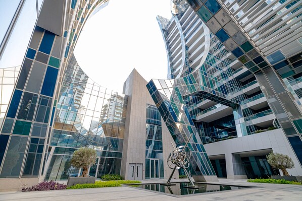 Exterior - Unlock J One (Dubai)