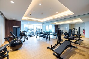 Gym - Unlock J One (Dubai)