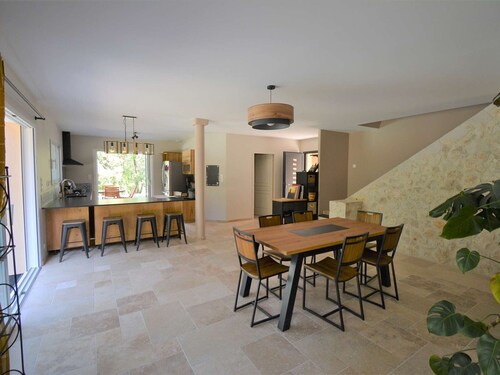 Luxurious 4-Star Villa for 6 with Private Pool near Ardèche Gorges