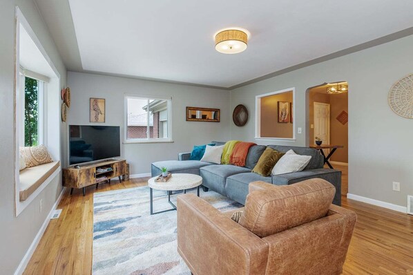 Smart TV, fireplace, foosball, books