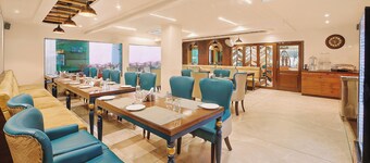 Parmarth Niketan 後方的綠色飯店