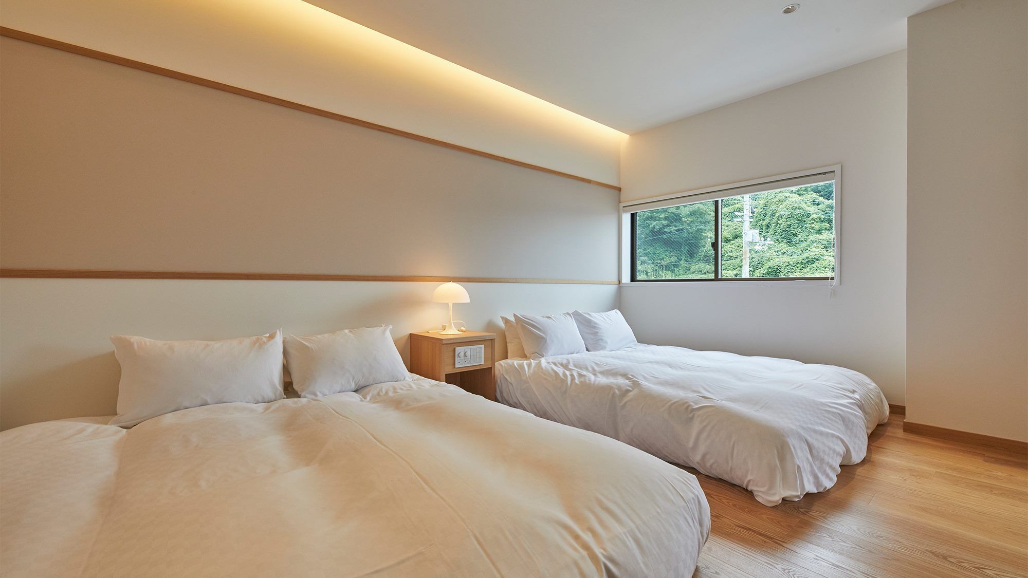 In-room safe, WiFi, bed sheets