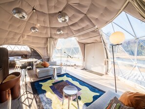 EXECUTIVE SUITE Triple Dome | In-room safe, WiFi, bed sheets - GLAMPROOK Iizuna (Iizuna)