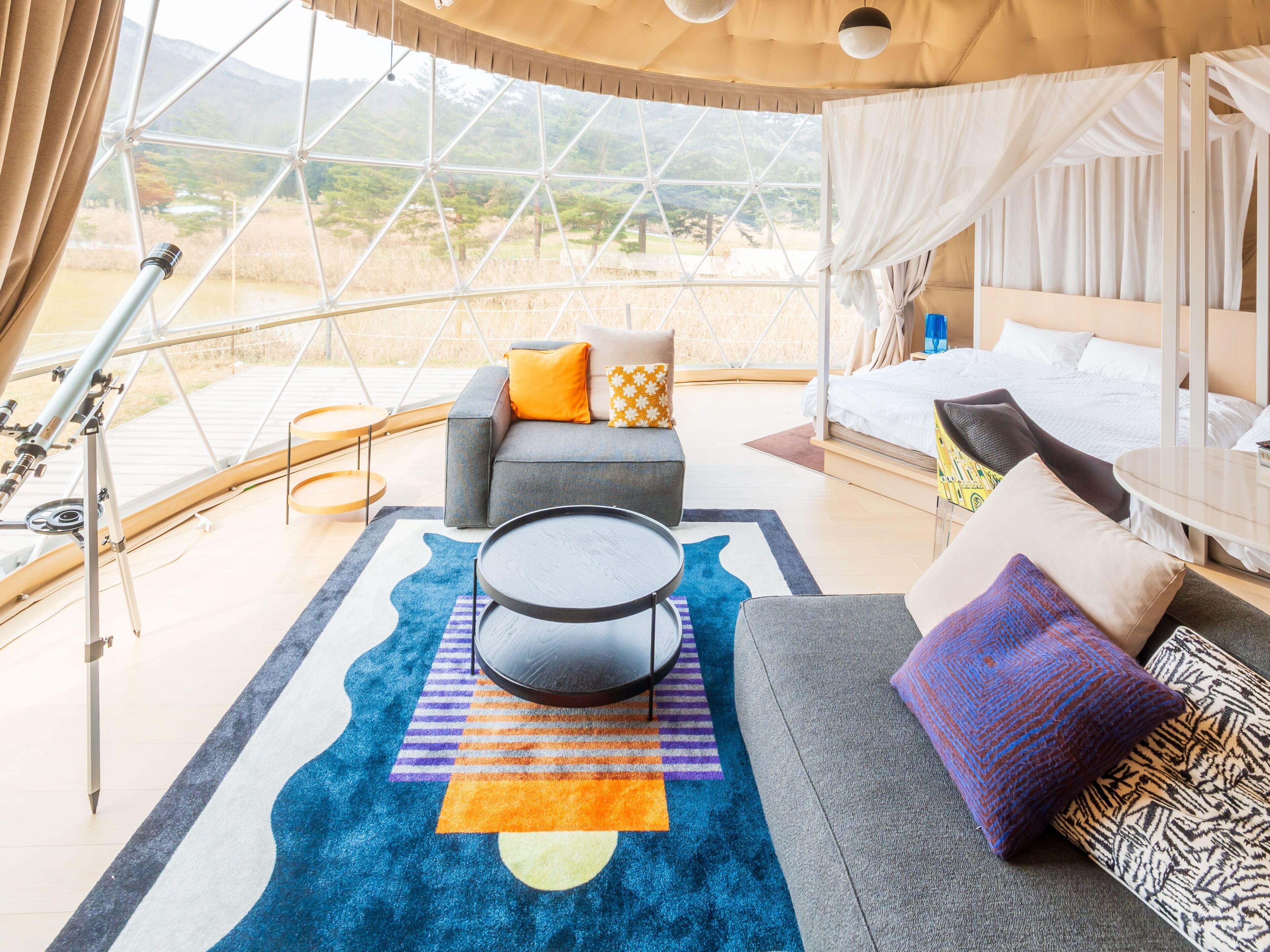 EXECUTIVE SUITE single dome 8m | In-room safe, WiFi, bed sheets