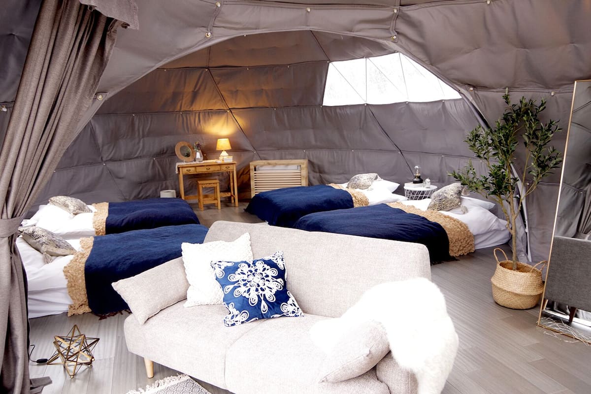 Standard Room, 4 Bedrooms, Non Smoking, Mountain View | In-room safe, WiFi, bed sheets