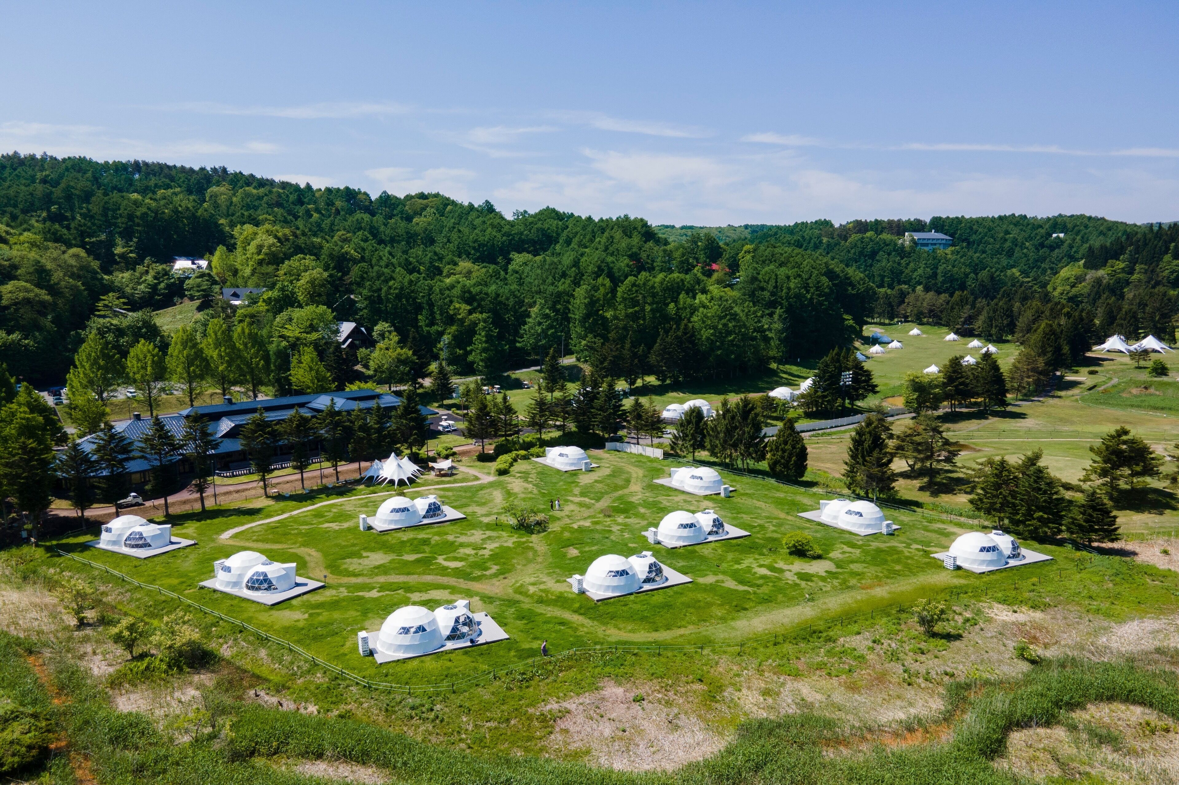 منظر من الجو على ارتفاع عالٍ