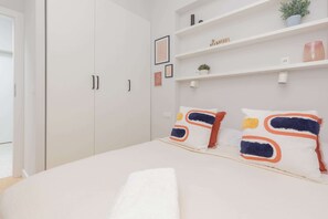 1 bedroom, iron/ironing board, WiFi, bed sheets - Karolkowa 78B | Cozy Apartment in Wola Warsaw (Warszawa)