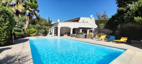 Piscina all'aperto