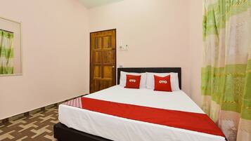 Room, 3 Bedrooms