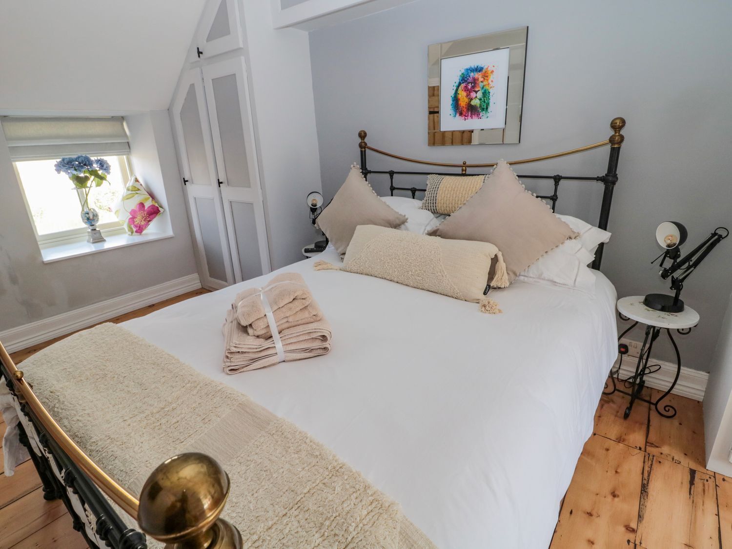 1 bedroom, individually decorated, individually furnished, free WiFi