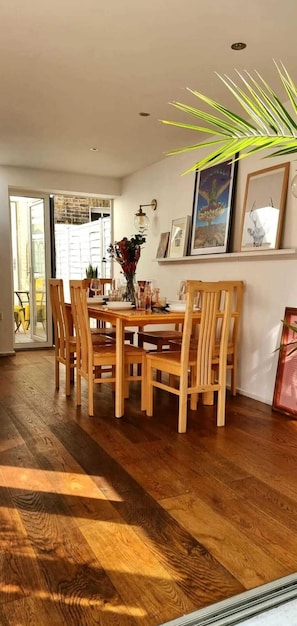 Residenza Basic, letti multipli | Cucina privata | Frigorifero, microonde, forno, piano cottura