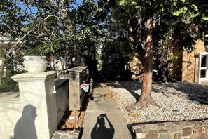 Apartamento básico, 1 cama Queen | Área da propriedade