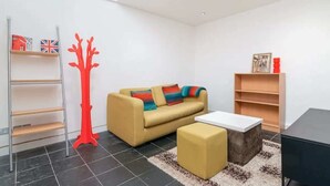 Eenvoudig appartement, 2 tweepersoonsbedden | 2 slaapkamers, gratis wifi, beddengoed