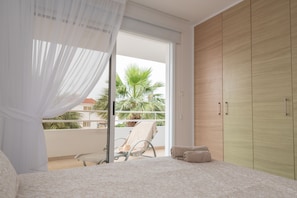 컴포트 아파트 | 2 개의 침실, 객실 내 금고, 각각 다른 스타일의 인테리어, 각각 다르게 가구 비치